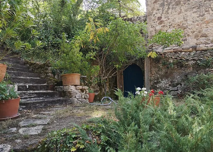 Πανσιόν Auberge De 3*