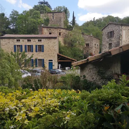 Auberge De * Thorrenc