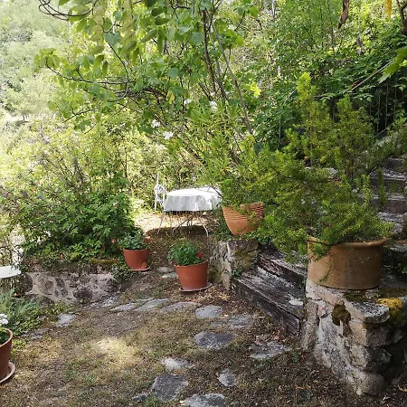 Auberge De *